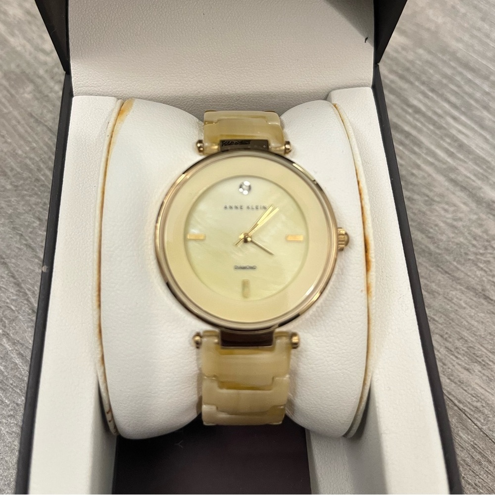 Women’s Anne klein quartz watch